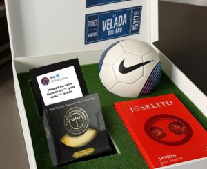 Caja de Ibai – Unboxing con alma y diseño