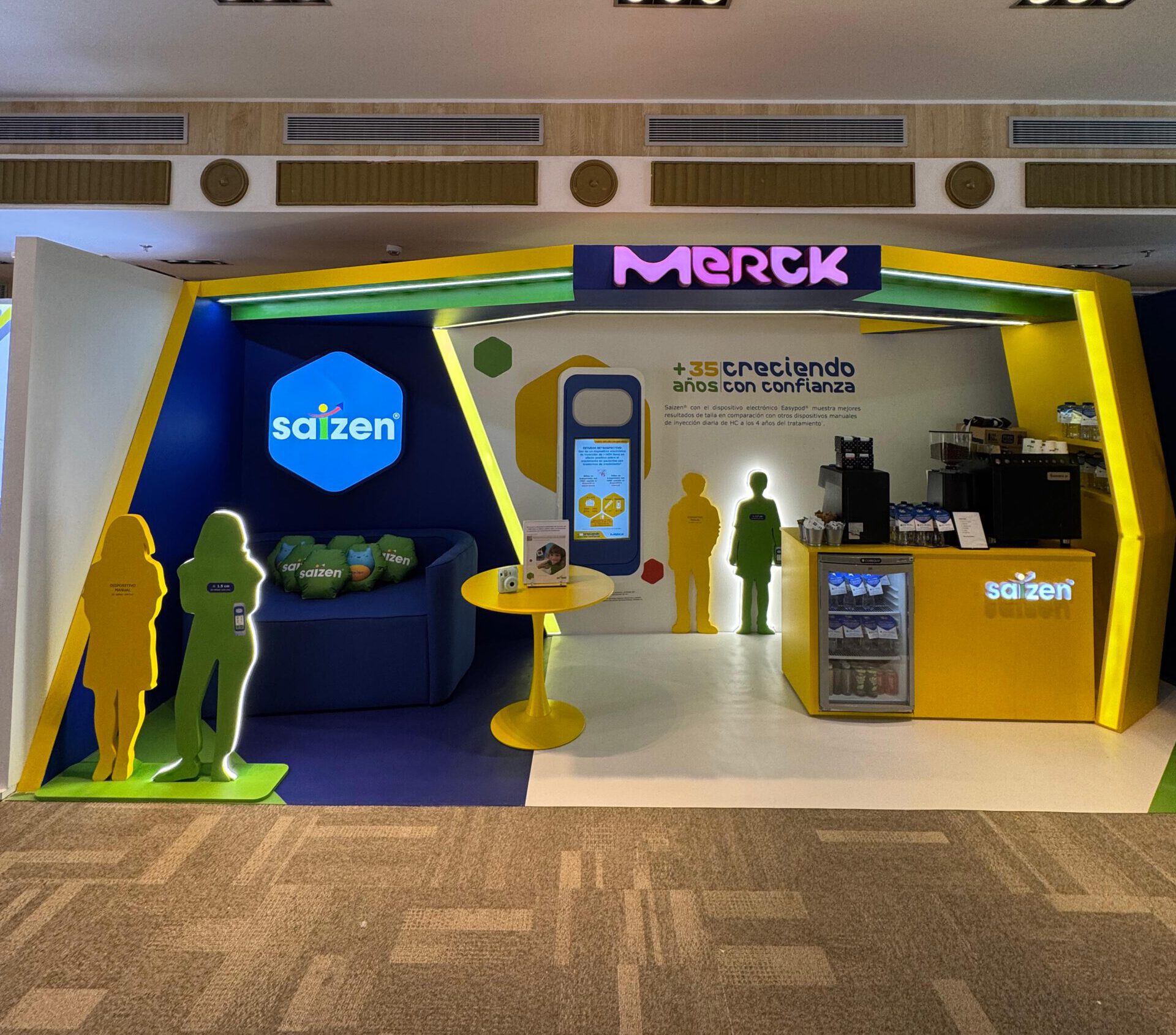 Stand corporativo Saizen – Diseño y producción para Merck