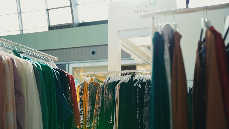 Pop-up Circular Store Puerto Venecia diseñada y producida por Dejavu Project